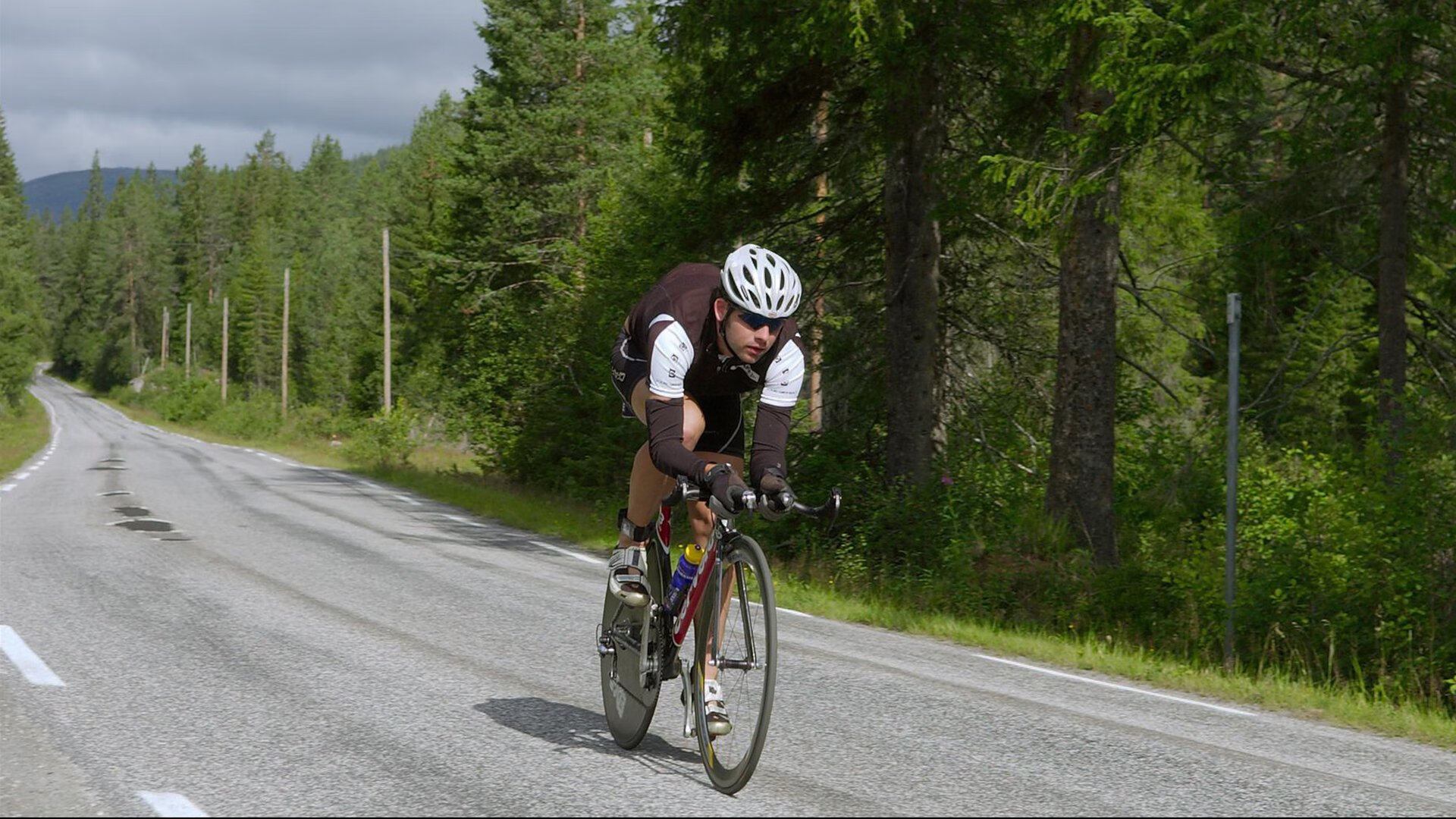 斯密斯：高效传球与巧妙的战术变化，成为全黑队的关键一环，斯密06